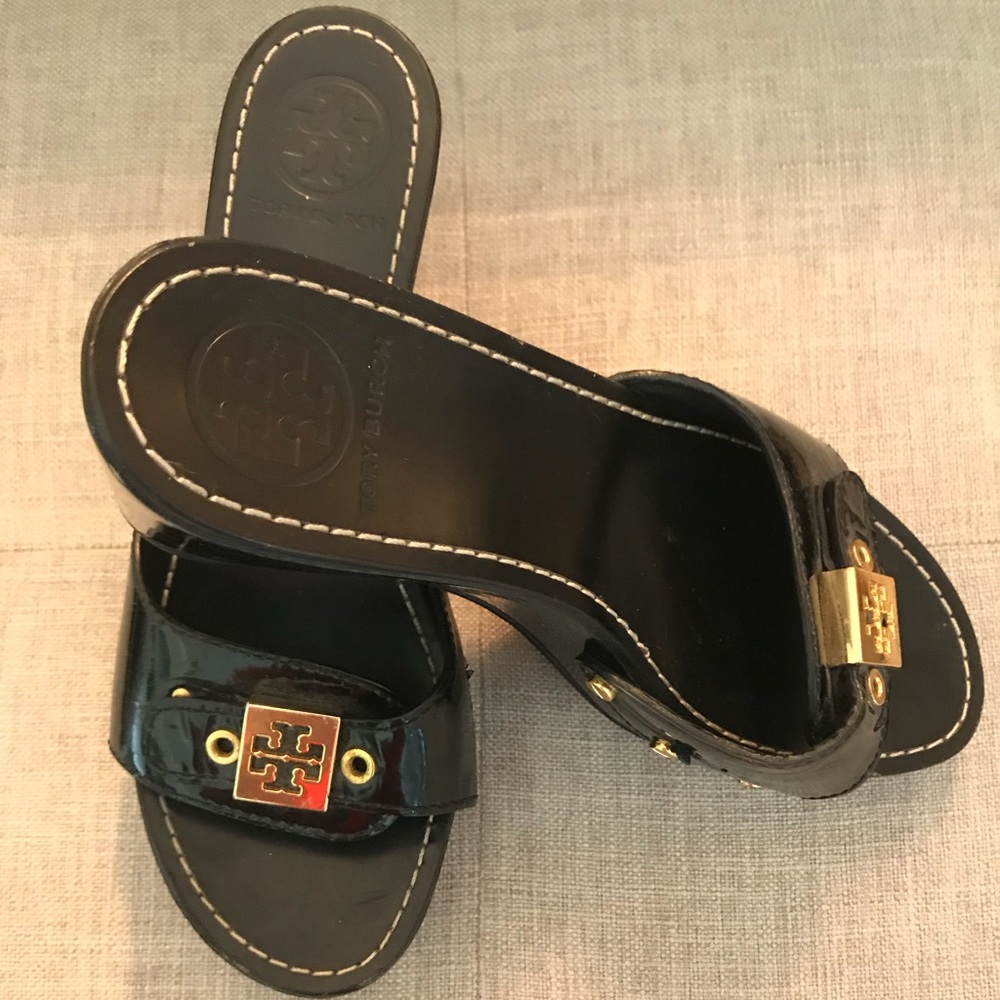Tori Burch Wedge